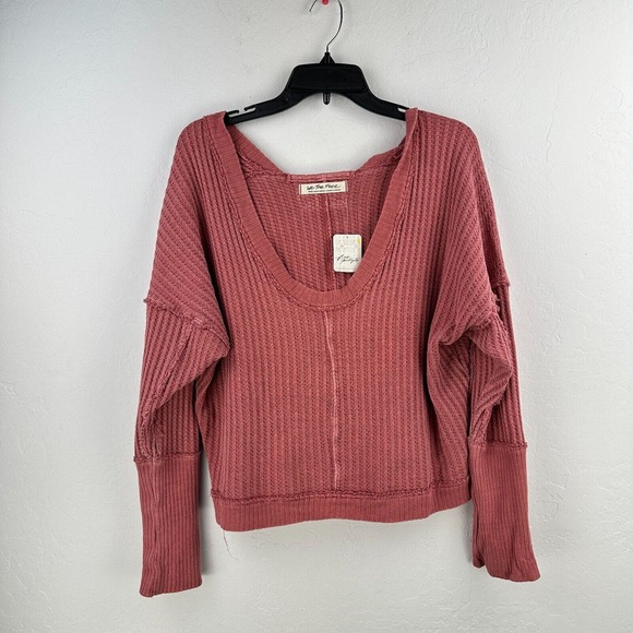 We The Free Cropped Sweater Women Small Pink Waffle Knit Dolman Sleeve Oversized - Picture 1 of 11
